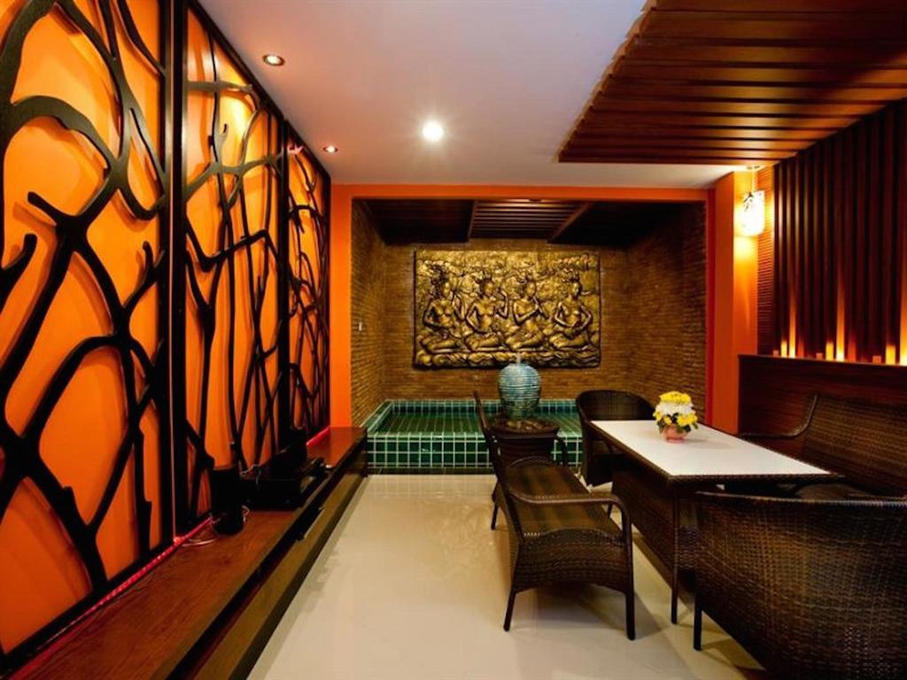 Deva Suites Patong Phuket Exterior foto