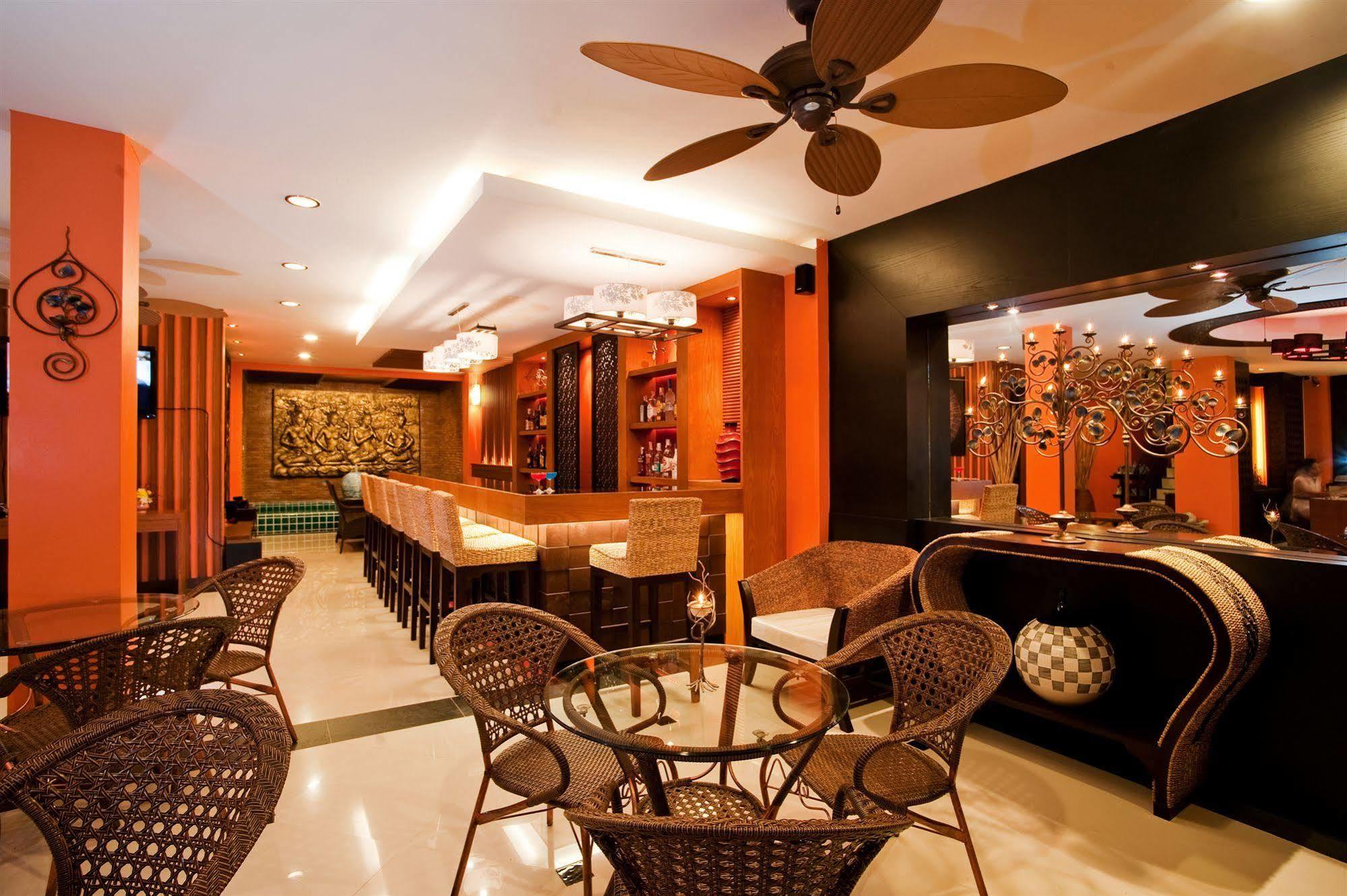Deva Suites Patong Phuket Exterior foto